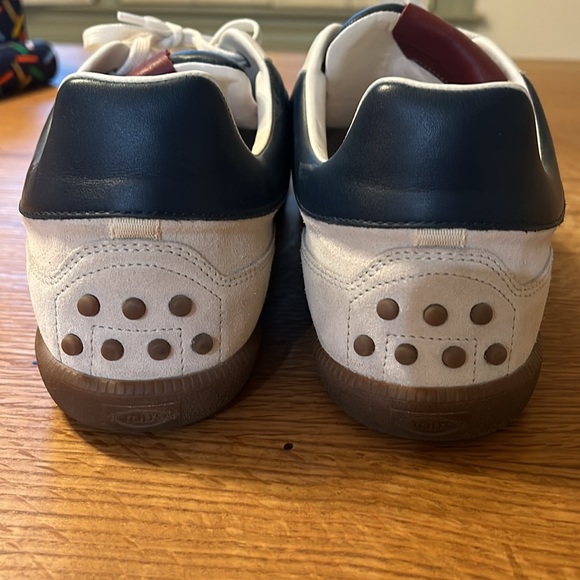 Tod’s Men’s leather sneakers - Picture 3 of 3